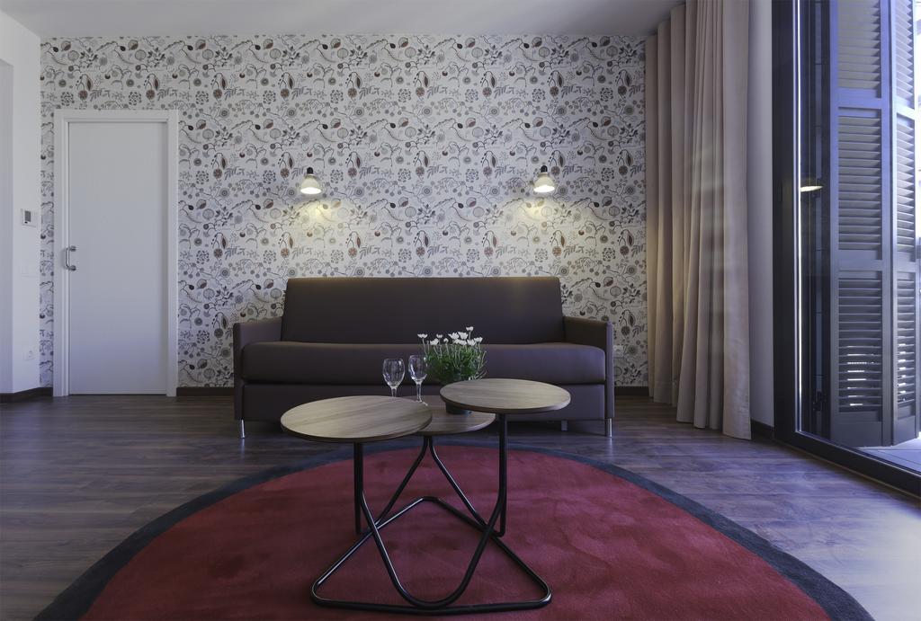 Sleep Bailen By Stay Barcelona Bagian luar foto